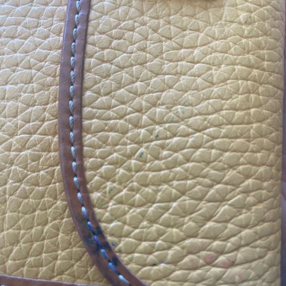 Dooney and Bourke Yellow wallet - Picture 7 of 7